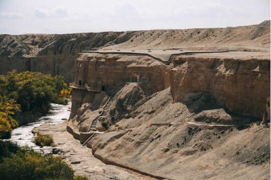 以翰墨行走江山 以图画铸就史诗——“走遍中国”写生创作行径甘肃段圆满收官